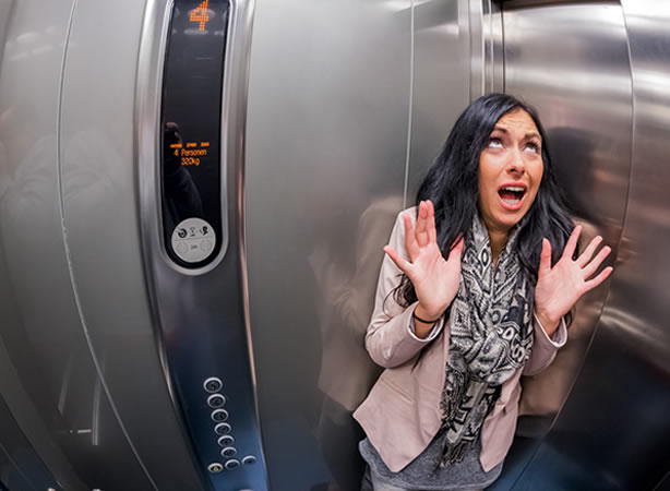 L'hypnose un remède naturel à la phobie de l'ascenseur